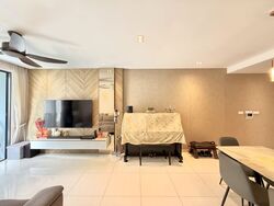Prive (D19), Condominium #599510361